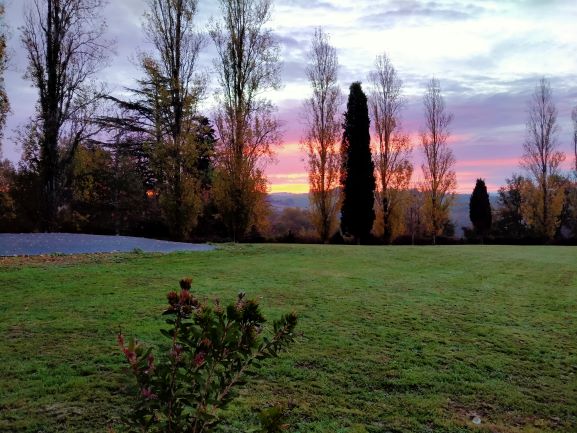 LEVER DE SOLEIL A PAGES